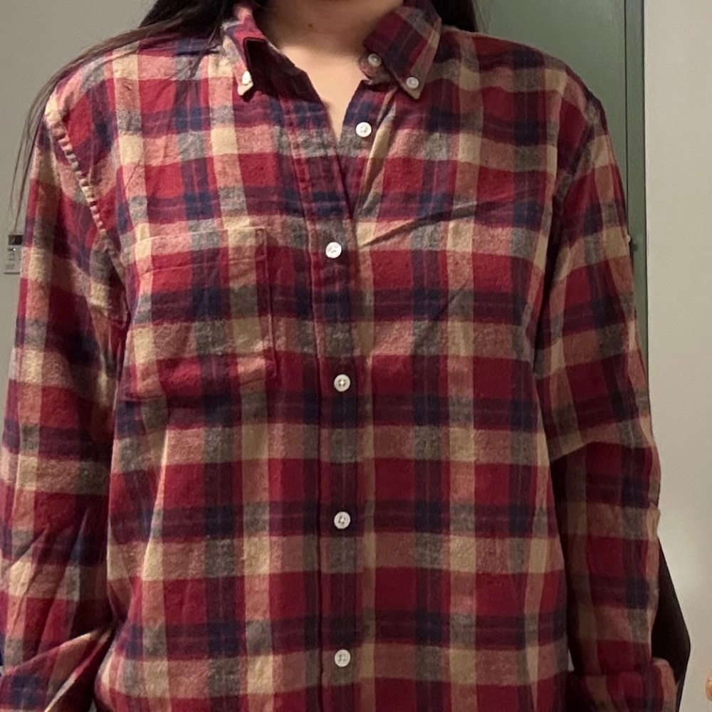 Brandy Melville checkered blouse sits nicely